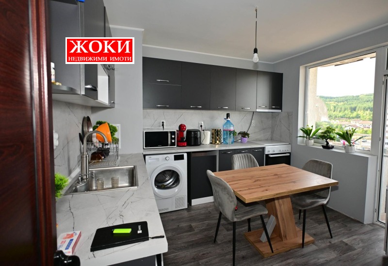 Til salg  Maisonette Pernik , Moshino , 142 kvm | 10351131 - billede [2]