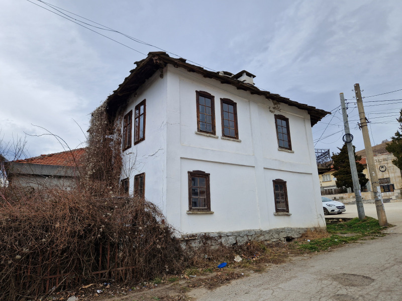 Продава КЪЩА, с. Българене, област Ловеч, снимка 3 - Къщи - 45051417