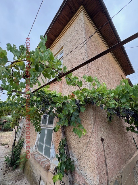 Продава КЪЩА, с. Дойренци, област Ловеч