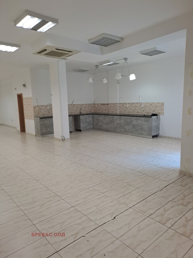 Продава МАГАЗИН, гр. София, Полигона, снимка 13 - Магазини - 53590167