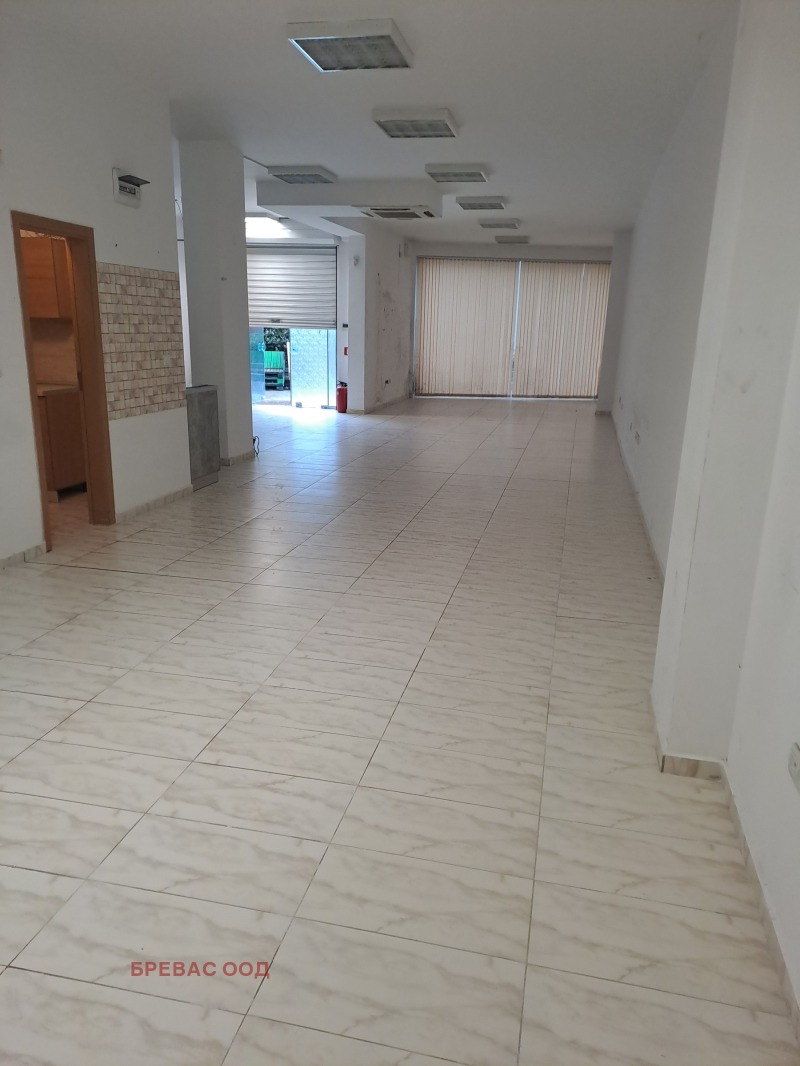 Продава МАГАЗИН, гр. София, Полигона, снимка 11 - Магазини - 53590167