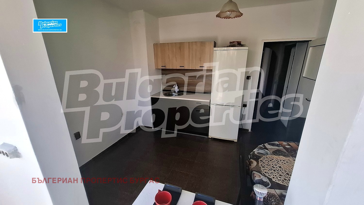 Продава 4-СТАЕН, гр. Бургас, Възраждане, снимка 2 - Апартаменти - 54024737