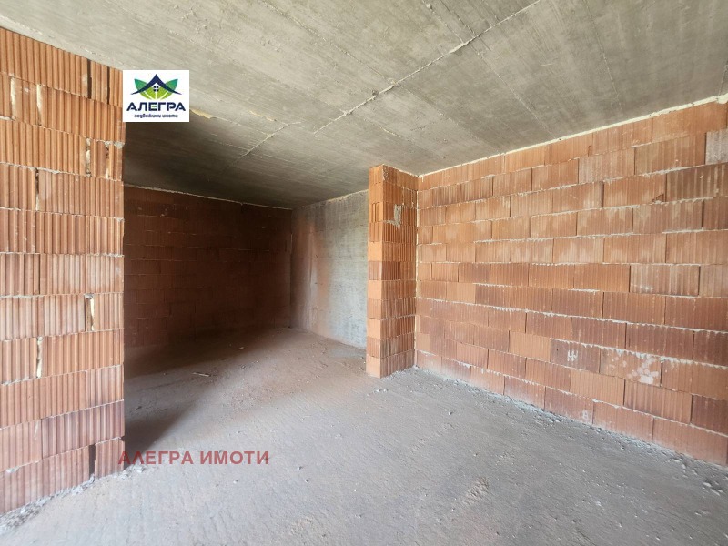 Продава 3-СТАЕН в град Пазарджик, Ябълките - 122 кв.м / 135 000 € » 264 037.05 лв., АЛЕГРА ИМОТИ