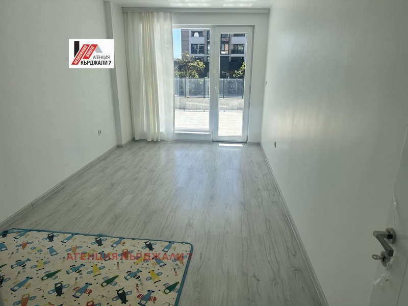 Продава  2-стаен град Кърджали , Център , 81 кв.м | 84460754 - изображение [3]
