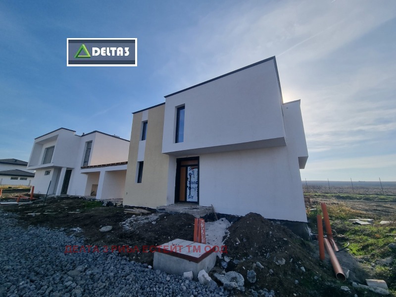 Продава  Къща област София , с. Гурмазово , 244 кв.м | 62033647