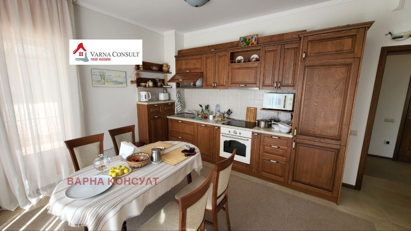 Продава КЪЩА, гр. Варна, м-т Манастирски рид, снимка 2 - Къщи - 53023350