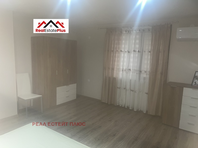 Продава КЪЩА, гр. Ловеч, Гозница, снимка 4 - Къщи - 53322873