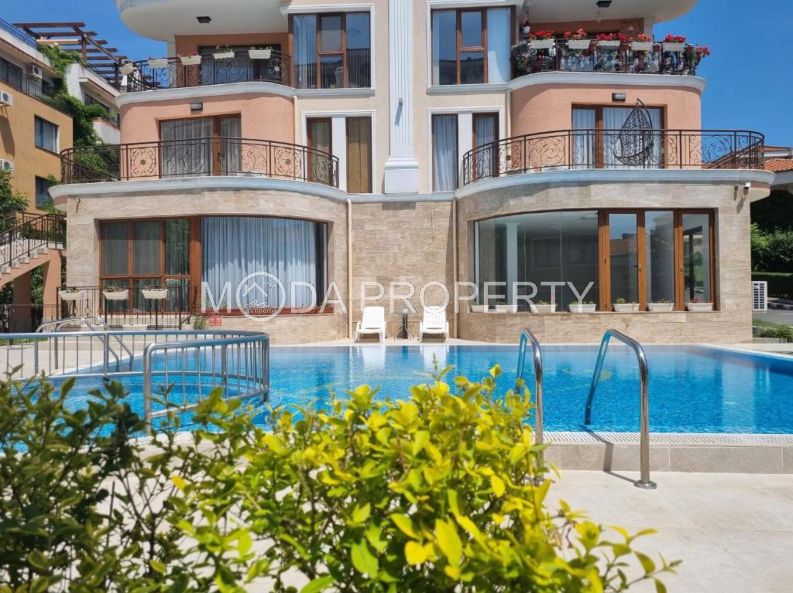 Продава 3-СТАЕН, гр. Свети Влас, област Бургас, снимка 2 - Апартаменти - 53979352