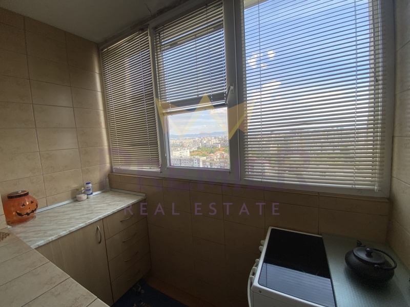 Продава 3-СТАЕН, гр. София, Красна поляна 1, снимка 12 - Апартаменти - 53003045