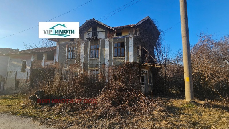 Продава КЪЩА, с. Соколово, област Ловеч, снимка 1 - Къщи - 49387921