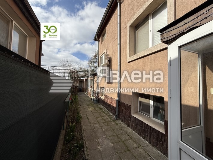 Продава КЪЩА, гр. Варна, Трошево