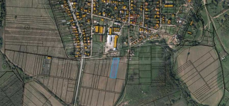 Eladó  Cselekmény Burgas , Marinka , 4000 négyzetméter | 19487352