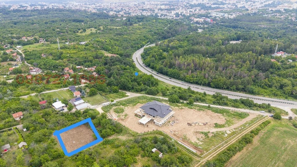 Продава ПАРЦЕЛ, гр. Плевен, м-т Мъртва долина