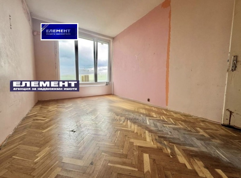 Продава 3-СТАЕН в град Пловдив, Център - 60 кв.м / 125 000 € » 244 478.75 лв., ЕЛЕМЕНТ