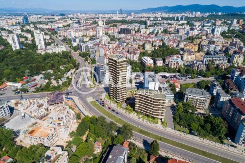 À venda  2 quartos Sofia , Hladilnika , 108 m² | 47605313