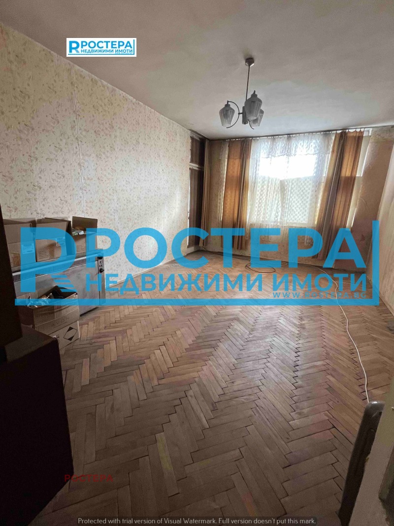 Продава 3-СТАЕН, гр. Търговище, Боровец, снимка 1 - Aпартаменти - 48238342