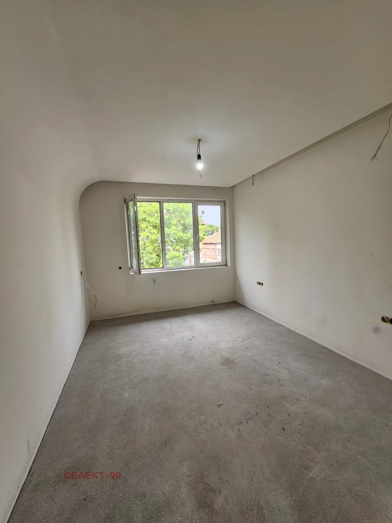 Satılık  2 yatak odası Pernik , Tvardi livadi , 86 metrekare | 81184251 - görüntü [2]