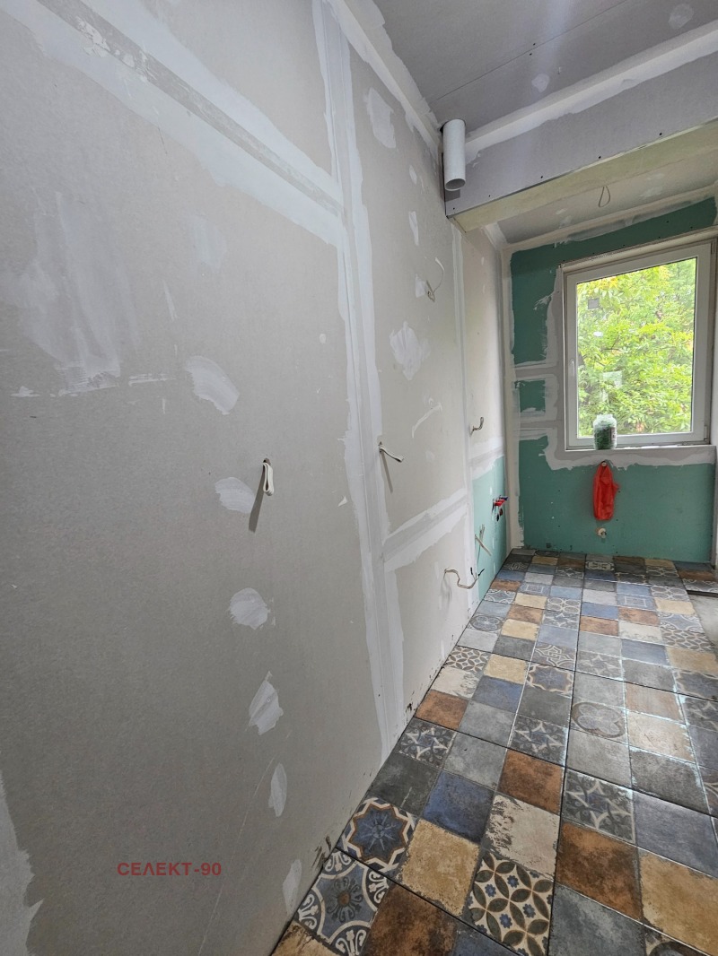 Satılık  2 yatak odası Pernik , Tvardi livadi , 86 metrekare | 81184251 - görüntü [14]
