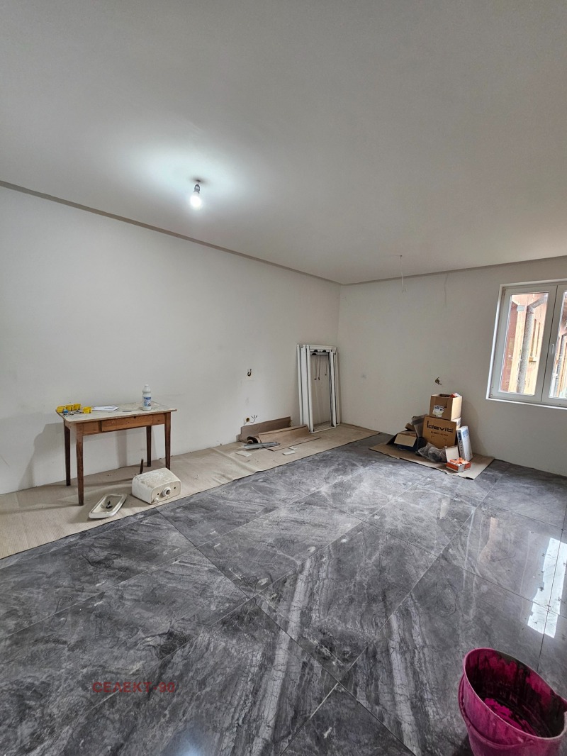 Satılık  2 yatak odası Pernik , Tvardi livadi , 86 metrekare | 81184251 - görüntü [4]