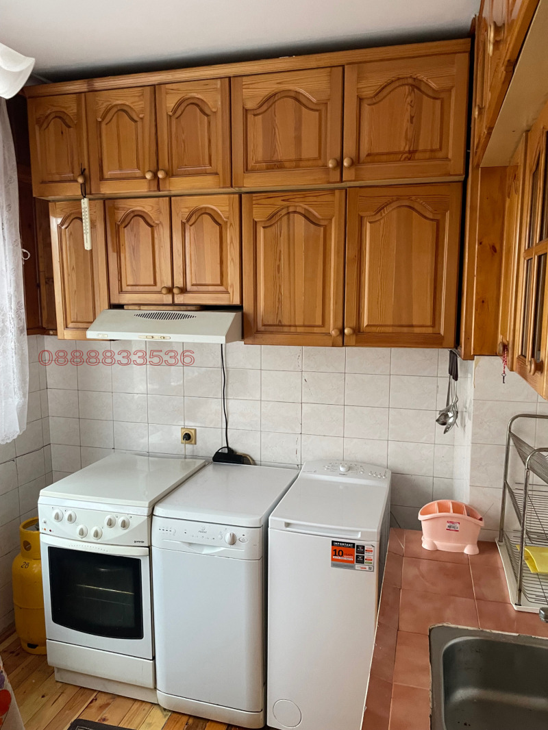 Продава 4-СТАЕН, гр. Горна Оряховица, област Велико Търново, снимка 13 - Апартаменти - 53168320