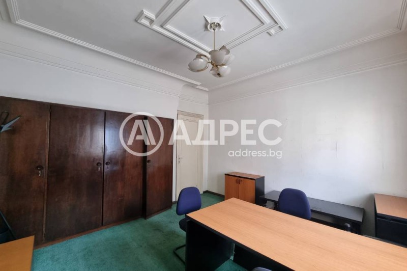 Продава  Многостаен град София , Център , 100 кв.м | 78796989 - изображение [12]