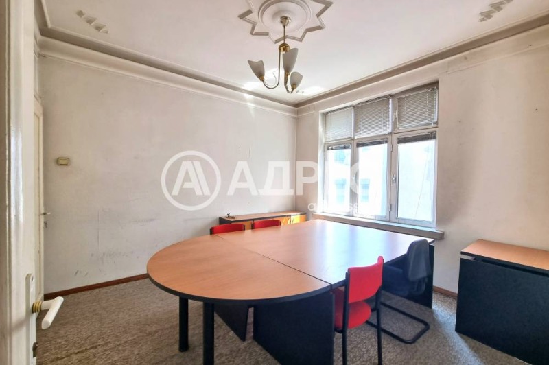 Продава  Многостаен град София , Център , 100 кв.м | 78796989 - изображение [8]