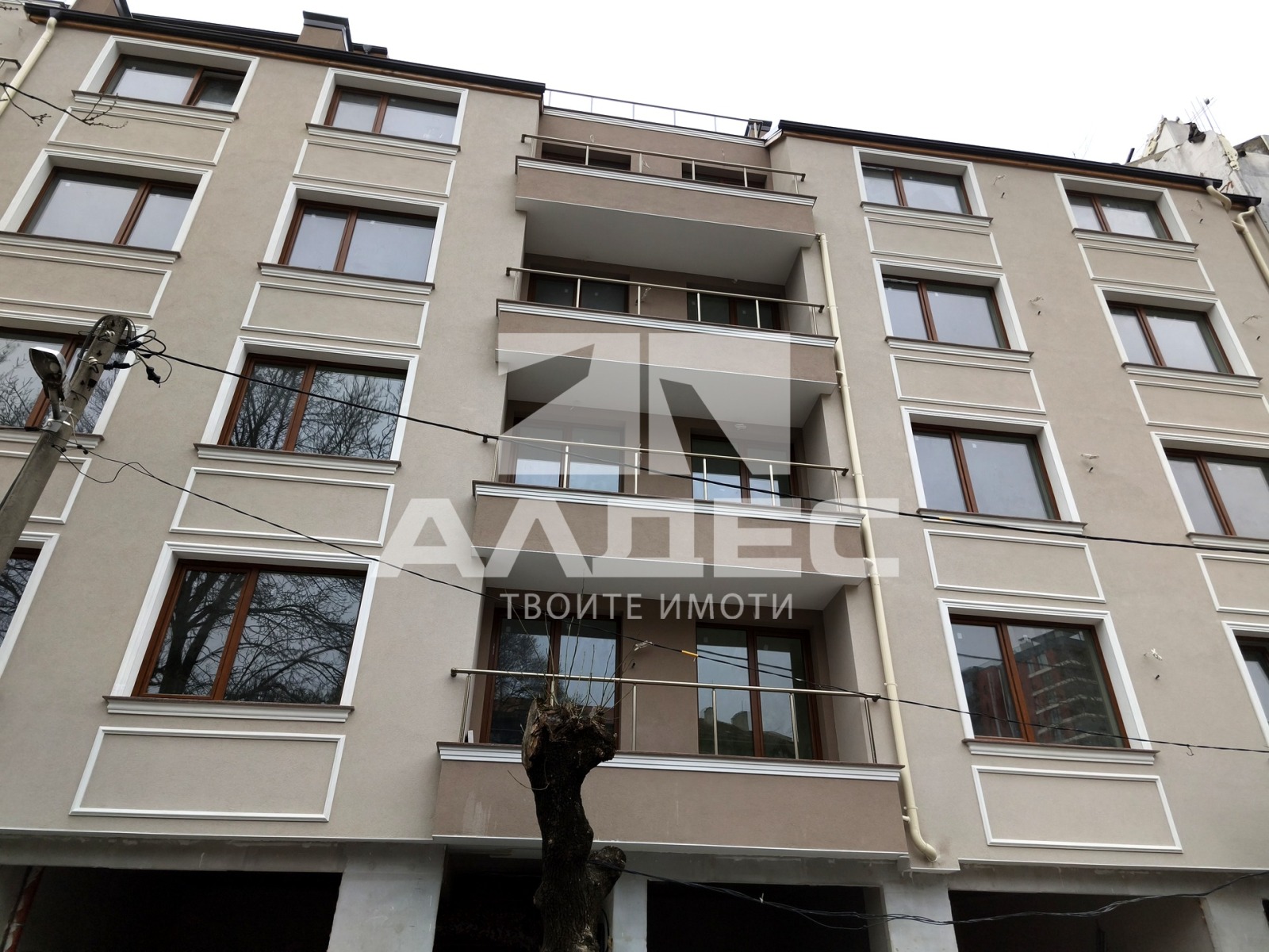 Продава 2-СТАЕН, гр. София, Банишора, снимка 2 - Апартаменти - 46142880