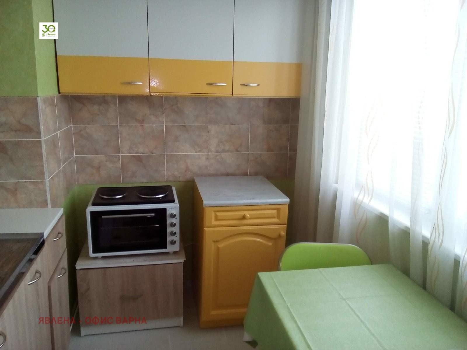 Продава 3-СТАЕН, гр. Варна, Окръжна болница-Генерали, снимка 3 - Апартаменти - 54930707
