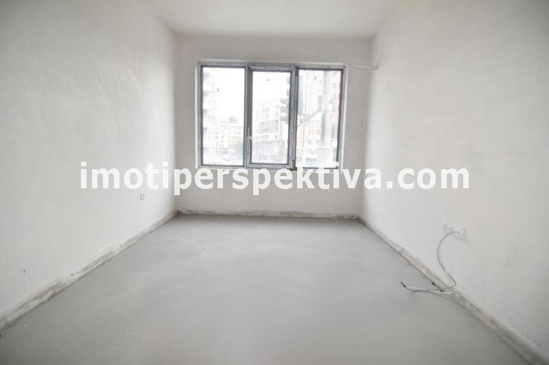 Til salgs  1 soverom Plovdiv , Karsjijaka , 68 kvm | 19852472 - bilde [4]