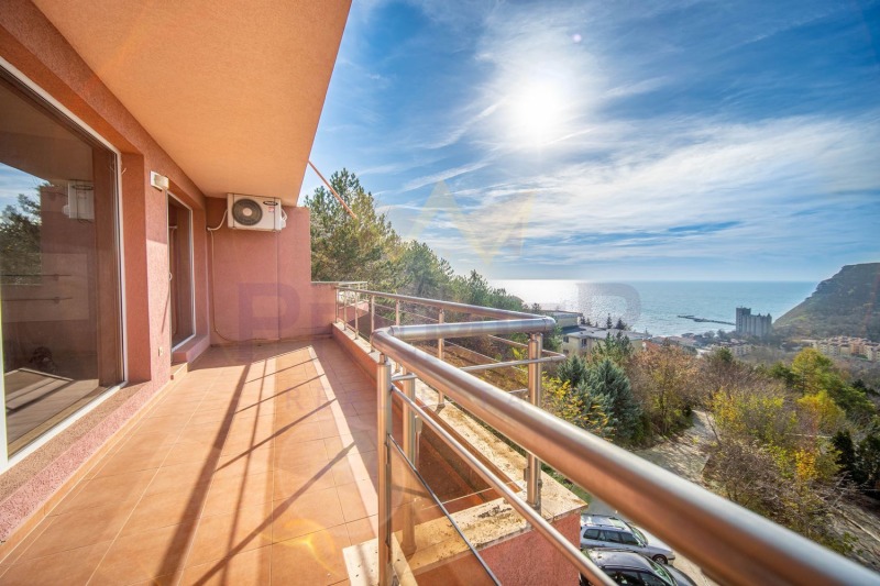 Продава 2-СТАЕН, гр. Балчик, област Добрич