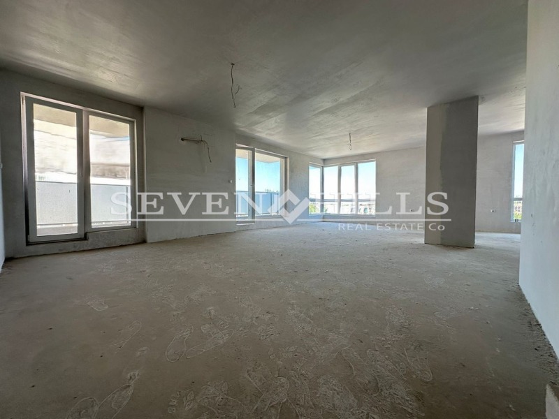 Na prodej  3+ ložnice Plovdiv , Južen , 210 m2 | 47589221