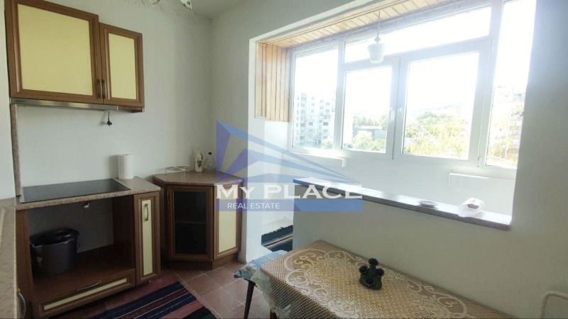 Продава МНОГОСТАЕН, гр. Шумен, Болницата, снимка 2 - Апартаменти - 47187026