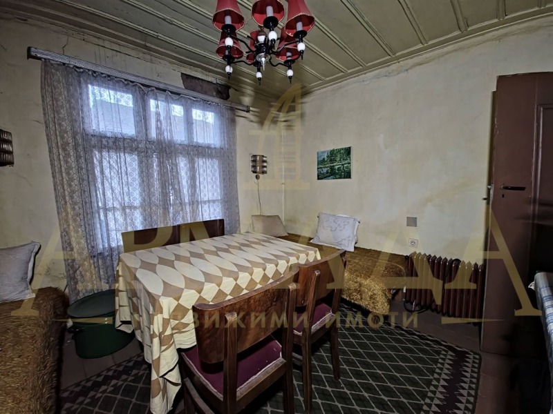 Продава  Къща област Пазарджик , гр. Брацигово , 126 кв.м | 95100772 - изображение [12]