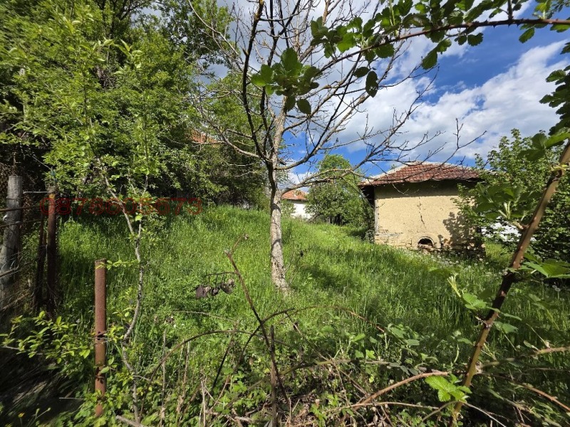 Продава КЪЩА, с. Руевци, област Габрово, снимка 2 - Къщи - 52887079