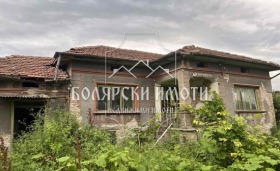 Продажба на имоти в с. Долна Липница, област Велико Търново - изображение 2 
