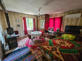 House Zhitnitsa, Razgrad