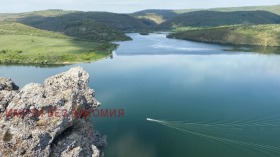 Komplo yaz. Pçelina, bölge Pernik