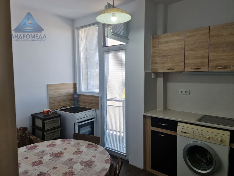 Продава 2-СТАЕН, гр. Плевен, Сторгозия, снимка 3 - Aпартаменти - 48113821