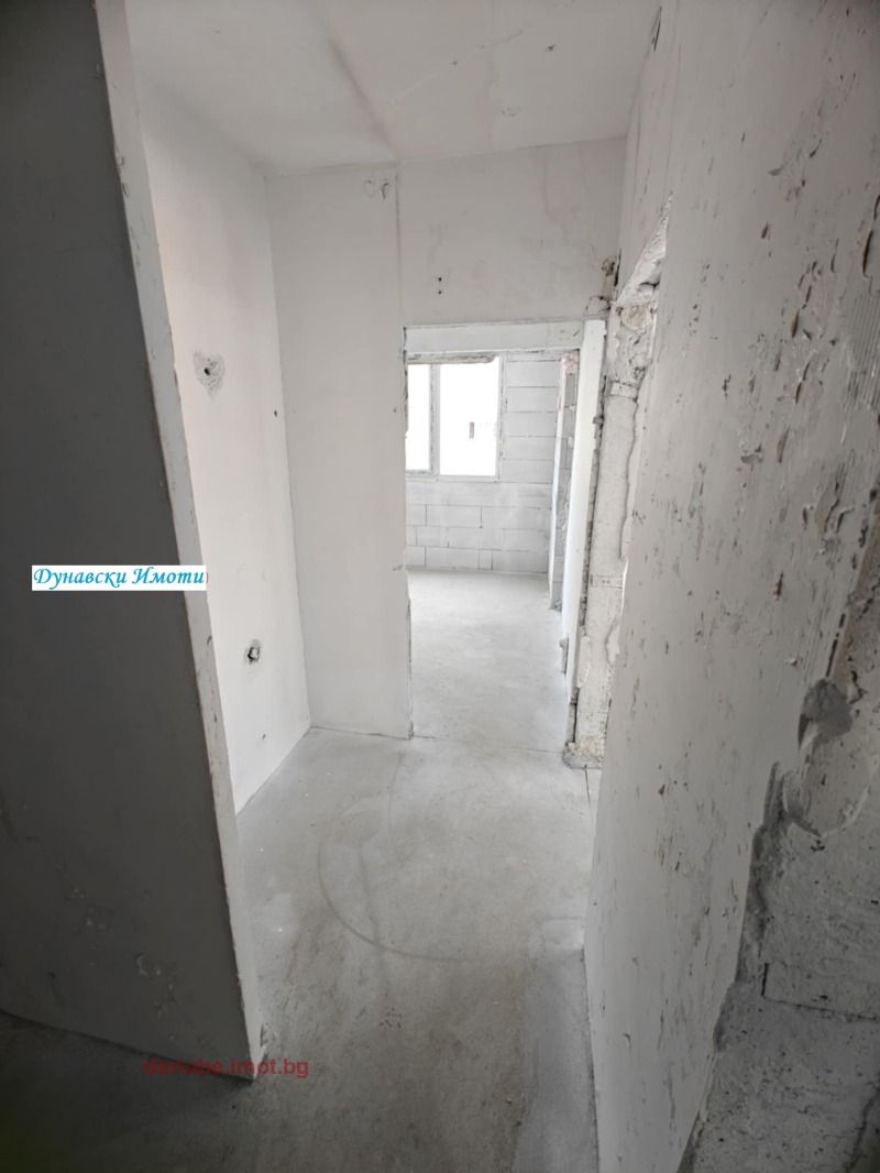 Продава  2-стаен, град Русе, Родина 1 • 64 500 EUR • ID 53395837 — holmes.bg - [1] 
