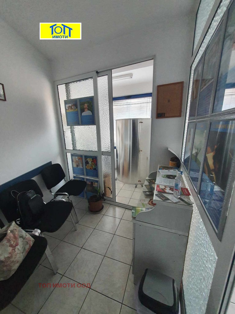 Продава  Офис град Русе , Център , 45 кв.м | 80749818 - изображение [4]