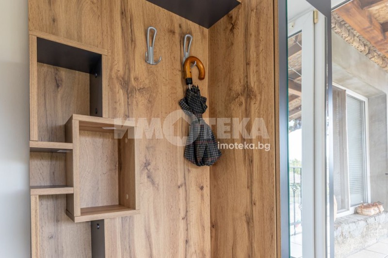 Продава КЪЩА, гр. Аксаково, област Варна, снимка 15 - Къщи - 51920292