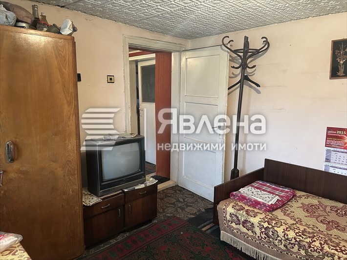 Продава КЪЩА, с. Крислово, област Пловдив, снимка 2 - Къщи - 53090850