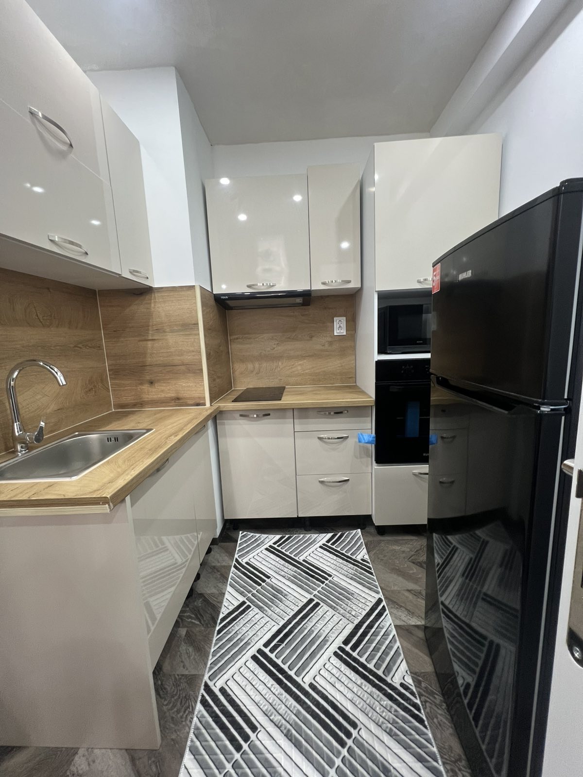 Продава 2-СТАЕН, гр. Пловдив, Христо Смирненски, снимка 2 - Апартаменти - 54994214