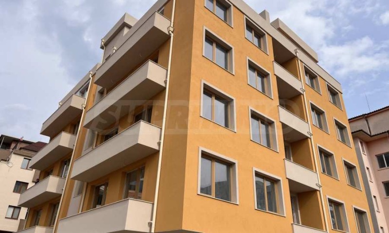 Продава 2-СТАЕН в област Бургас, гр. Поморие - 50 кв.м / 94 147 € » 184 135.53 лв., СУПРИММО - БУРГАС