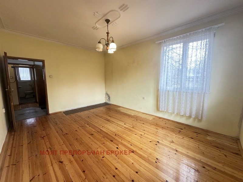 Продава ЕТАЖ ОТ КЪЩА, гр. София, Подуяне, снимка 4 - Етаж от къща - 52291667