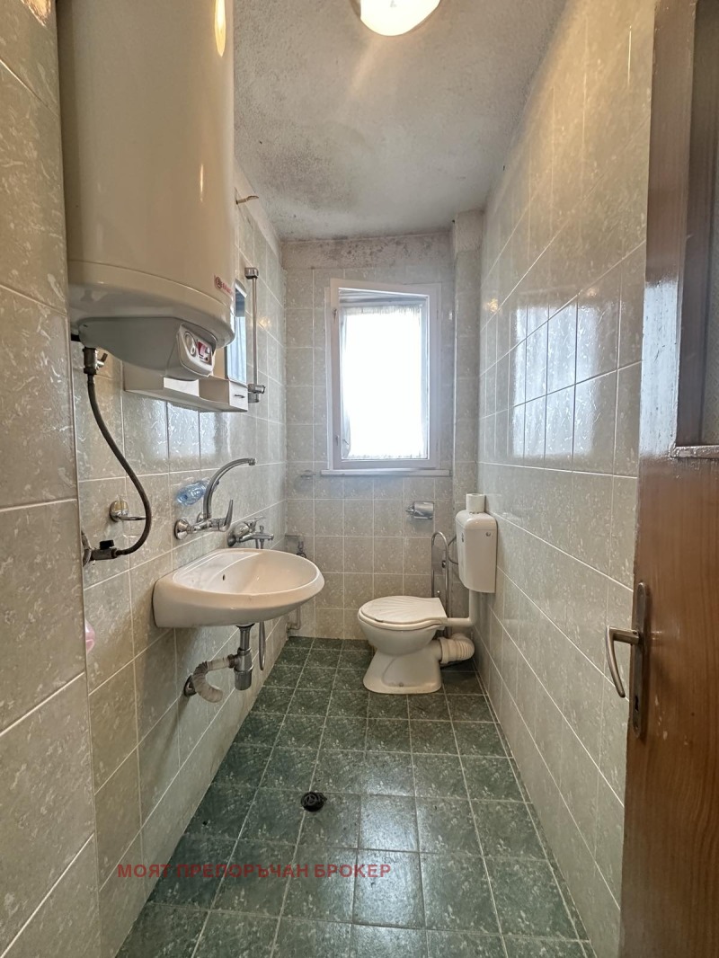 Продава ЕТАЖ ОТ КЪЩА, гр. София, Подуяне, снимка 13 - Етаж от къща - 52291667