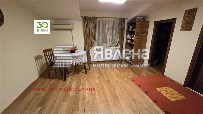 Продава КЪЩА, гр. Варна, Изгрев, снимка 17 - Къщи - 48437759