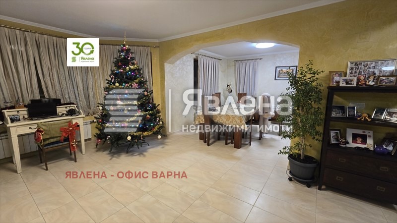 Продава КЪЩА, гр. Варна, Изгрев, снимка 7 - Къщи - 48437759