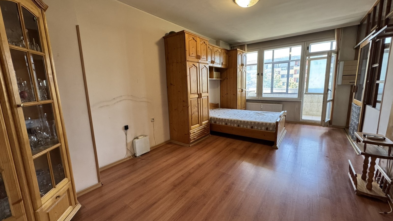 Продава 2-СТАЕН, гр. София, Хиподрума, снимка 2 - Апартаменти - 55524191