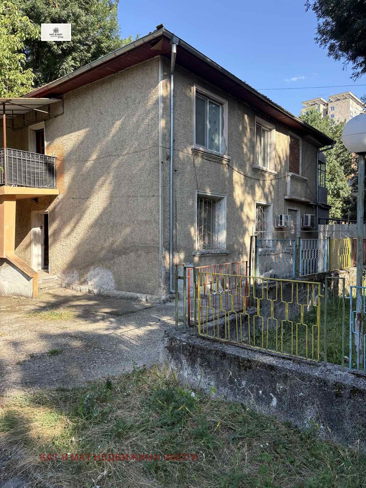 Продава ЕТАЖ ОТ КЪЩА, гр. Русе, Здравец